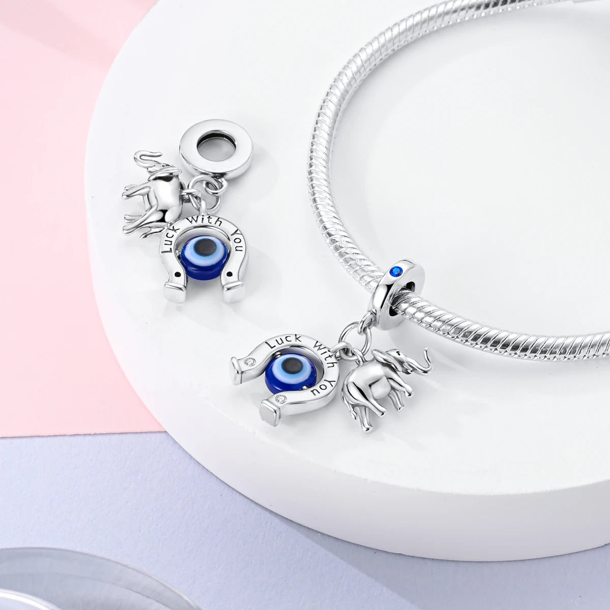Bracciale Charm Argento 925 - Perle Blu, Gioielli Fai Da Te, Design Moderno e Minimalista Crea il tuo gioiello unico! Perle in argento sterling e charm eleganti.