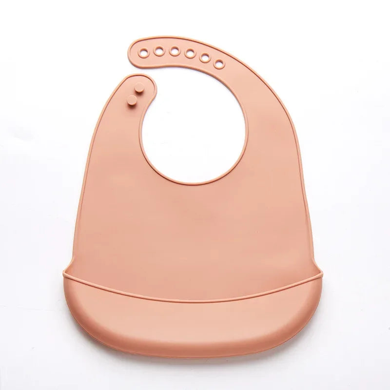 👶 BAVAGLINO IN SILICONE MORBIDO - Impermeabile, Regolabile e Super Pratico!