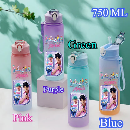 Borraccia K-POP Demon Hunters da 750ml con Cannuccia