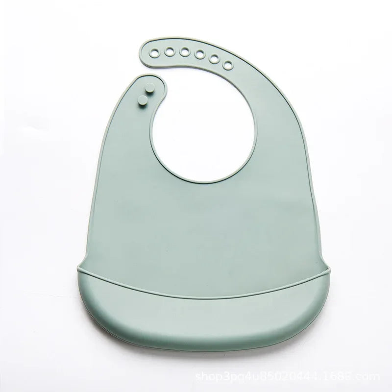 👶 BAVAGLINO IN SILICONE MORBIDO - Impermeabile, Regolabile e Super Pratico!