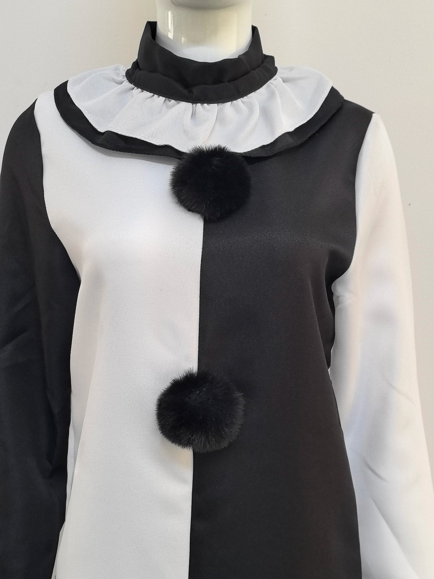 🎭 Costume Art The Clown Terrifier 2 - Tuta Completa + Maschera, Halloween Horror 🔪
Perfetto per spaventare! Ideale per cosplay e feste a tema horror. Uomini e donne.
