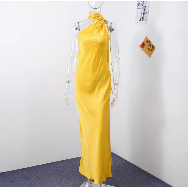 ABITO LUNGO ELEGANTE DONNA – Stile Senza Spalle con Schiena Nuda, Perfetto per l’Estate 2025!